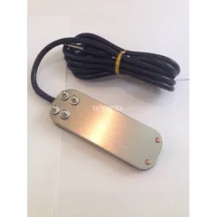Metal pedal (no picture)